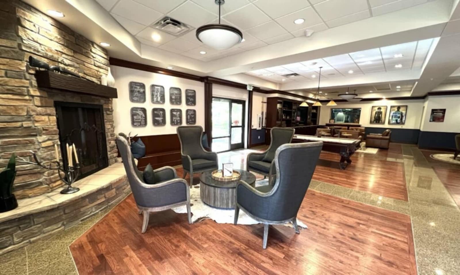 Statesman - fireplace 2